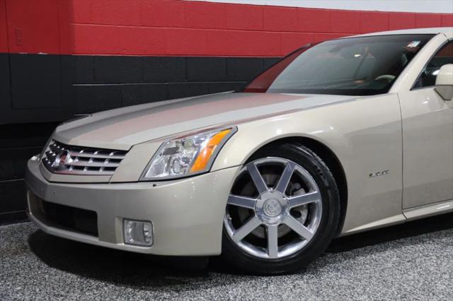 2006 Cadillac XLR Standard