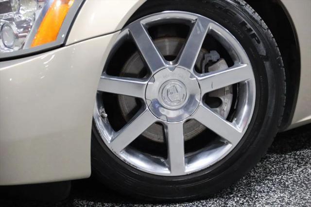 2006 Cadillac XLR Standard
