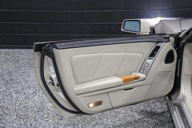 2006 Cadillac XLR Standard
