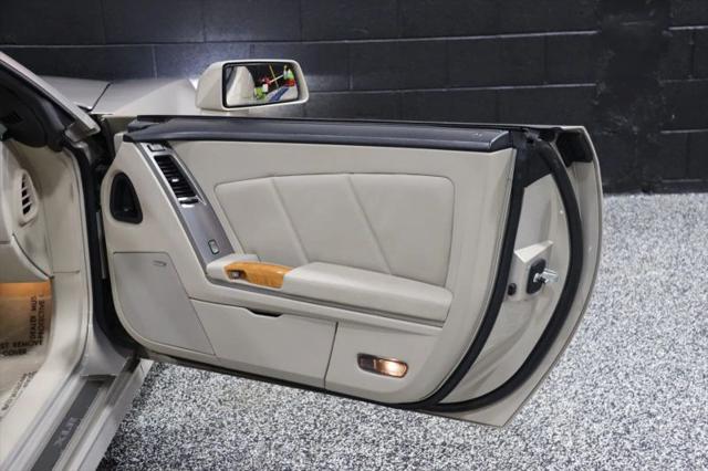 2006 Cadillac XLR Standard