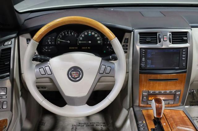 2006 Cadillac XLR Standard