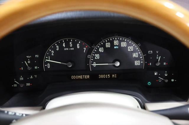 2006 Cadillac XLR Standard