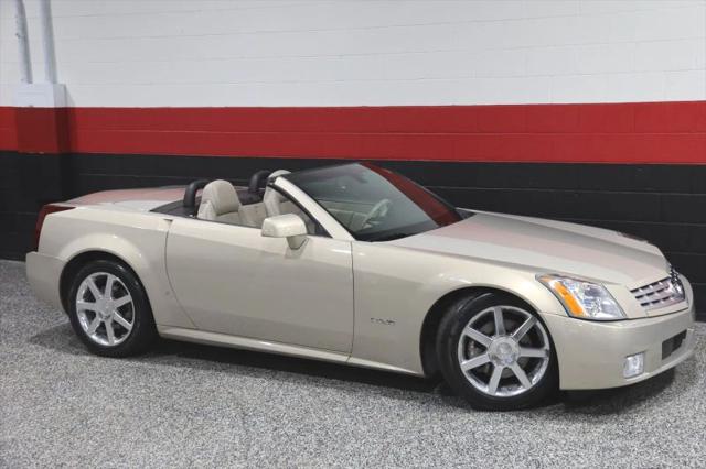 2006 Cadillac XLR Standard