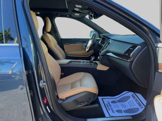 2018 Volvo XC90 T6 Momentum
