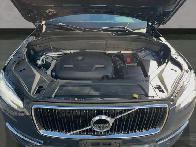 2018 Volvo XC90 T6 Momentum