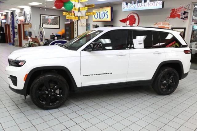 2022 Jeep Grand Cherokee Altitude 4x4