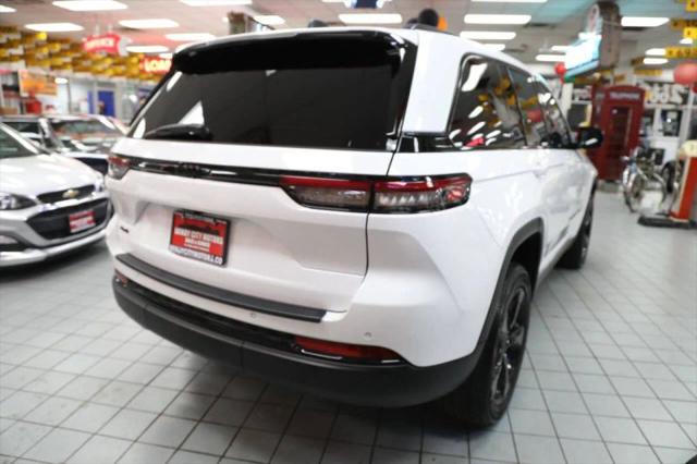 2022 Jeep Grand Cherokee Altitude 4x4
