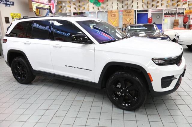 2022 Jeep Grand Cherokee Altitude 4x4