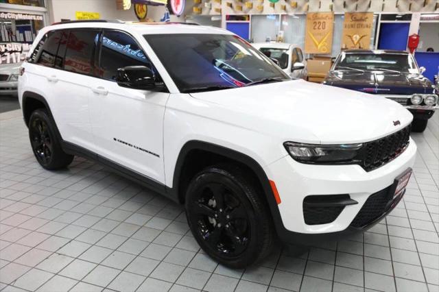 2022 Jeep Grand Cherokee Altitude 4x4