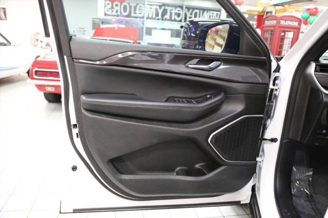 2022 Jeep Grand Cherokee Altitude 4x4