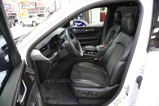 2022 Jeep Grand Cherokee Altitude 4x4
