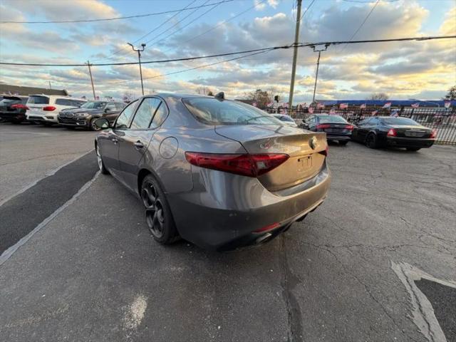 2017 Alfa Romeo Giulia Ti AWD