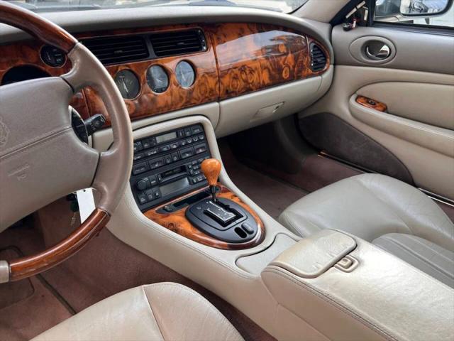 2002 Jaguar XK8 XK8