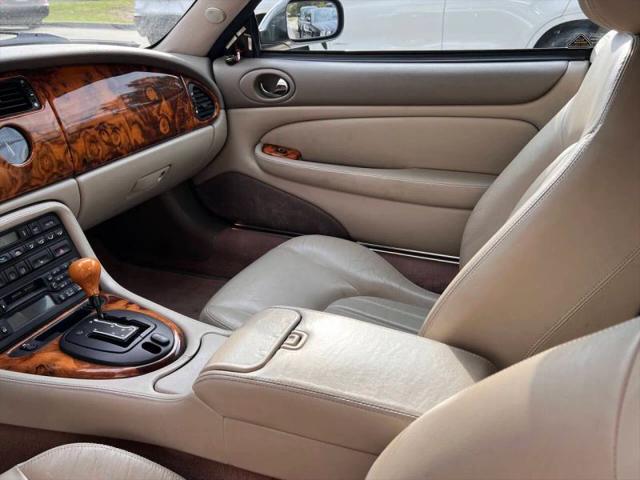 2002 Jaguar XK8 XK8