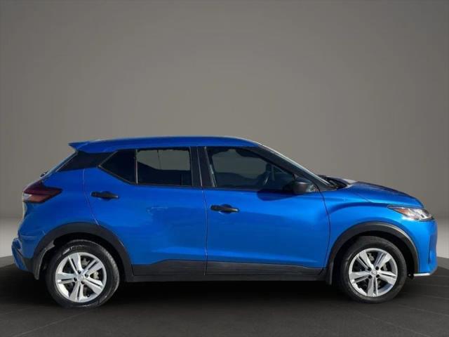 2021 Nissan Kicks S Xtronic CVT