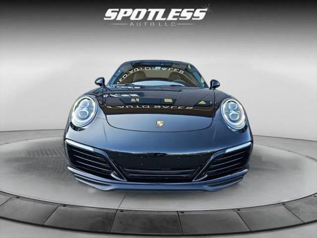 2018 Porsche 911 Carrera 4