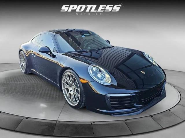 2018 Porsche 911 Carrera 4