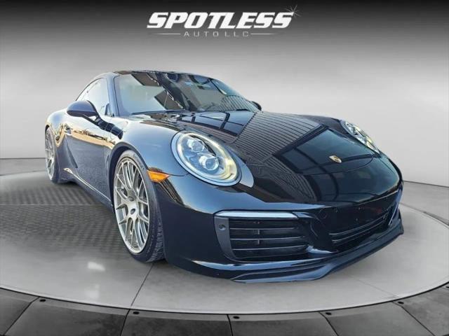 2018 Porsche 911 Carrera 4