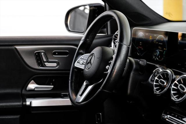2021 Mercedes-Benz GLB 250