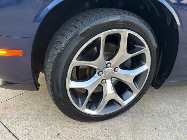 2015 Dodge Challenger SXT Plus