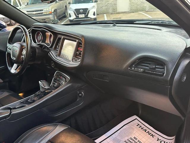 2015 Dodge Challenger SXT Plus