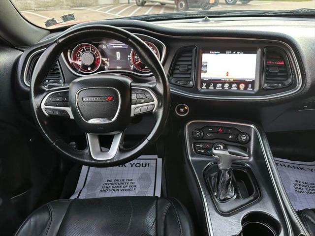 2015 Dodge Challenger SXT Plus