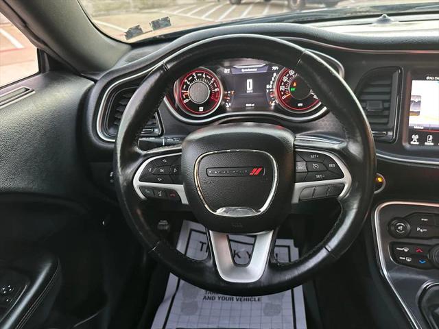 2015 Dodge Challenger SXT Plus