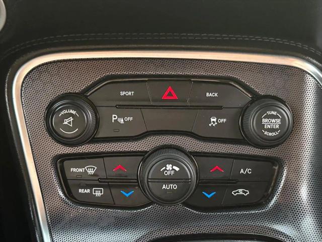2015 Dodge Challenger SXT Plus