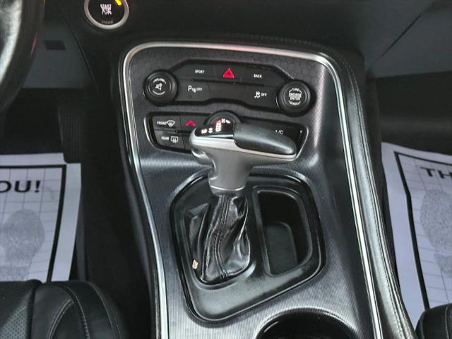 2015 Dodge Challenger SXT Plus