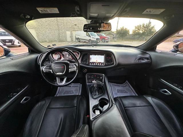 2015 Dodge Challenger SXT Plus