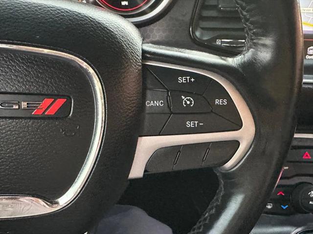 2015 Dodge Challenger SXT Plus