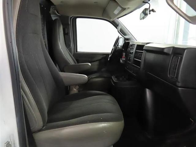 2024 GMC Savana Cargo RWD 2500 Regular Wheelbase Work Van