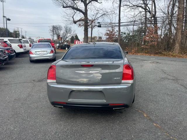 2019 Chrysler 300 Limited