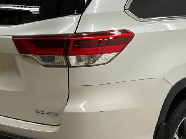 2017 Toyota Highlander LE Plus