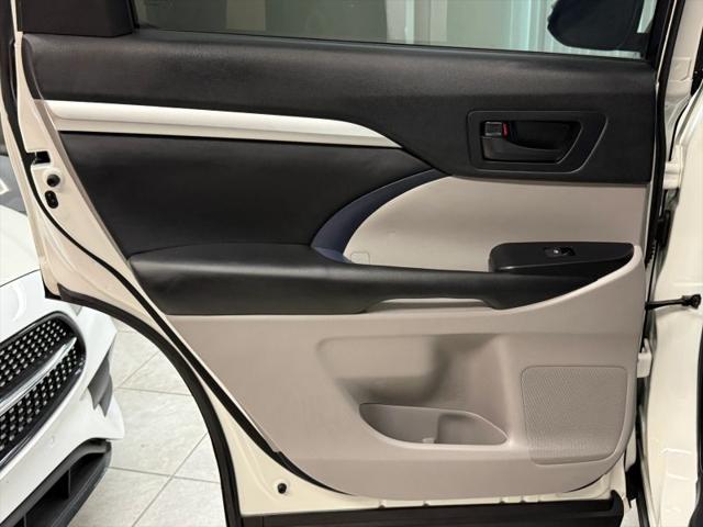 2017 Toyota Highlander LE Plus