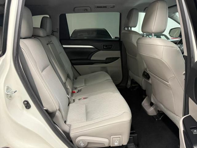2017 Toyota Highlander LE Plus