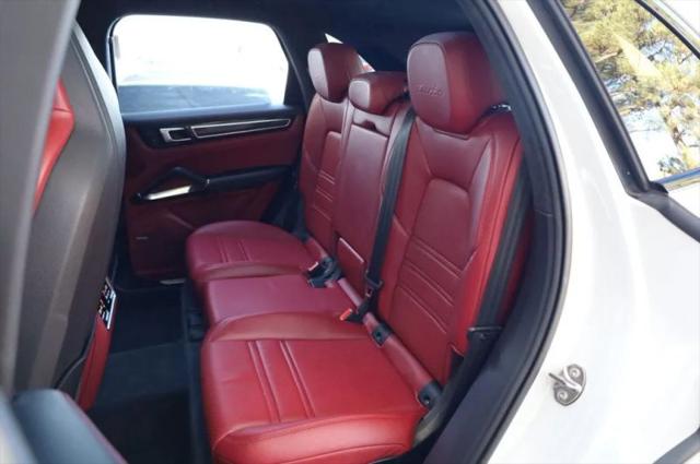 2021 Porsche Cayenne Turbo