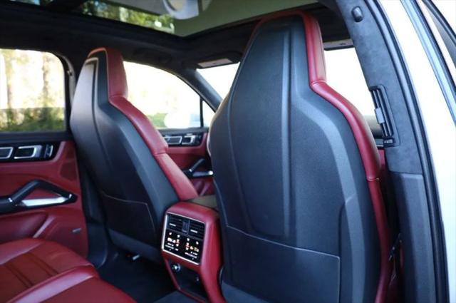 2021 Porsche Cayenne Turbo