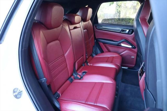 2021 Porsche Cayenne Turbo