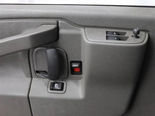 2022 Chevrolet Express Cargo Van RWD 2500 Extended Wheelbase WT