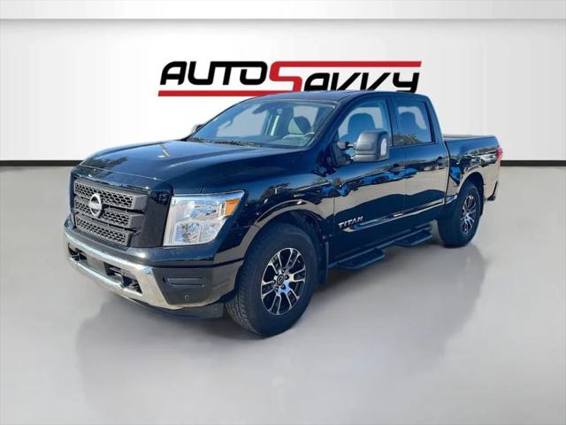2024 Nissan Titan Crew Cab SV 4x2
