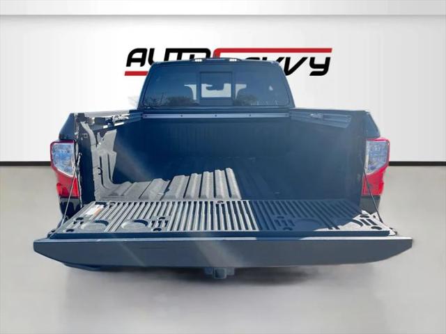 2024 Nissan Titan Crew Cab SV 4x2