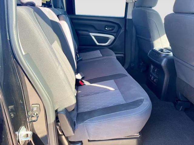 2024 Nissan Titan Crew Cab SV 4x2