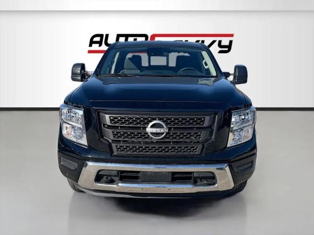 2024 Nissan Titan Crew Cab SV 4x2 for sale in Duncanville, TX