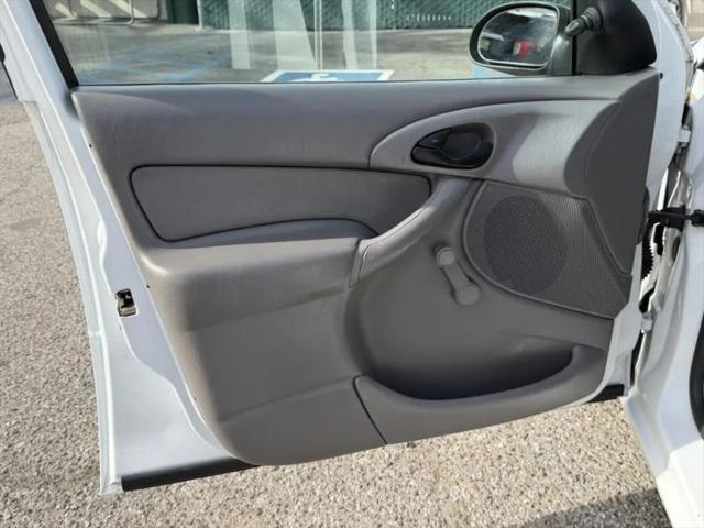 2003 Ford Focus LX