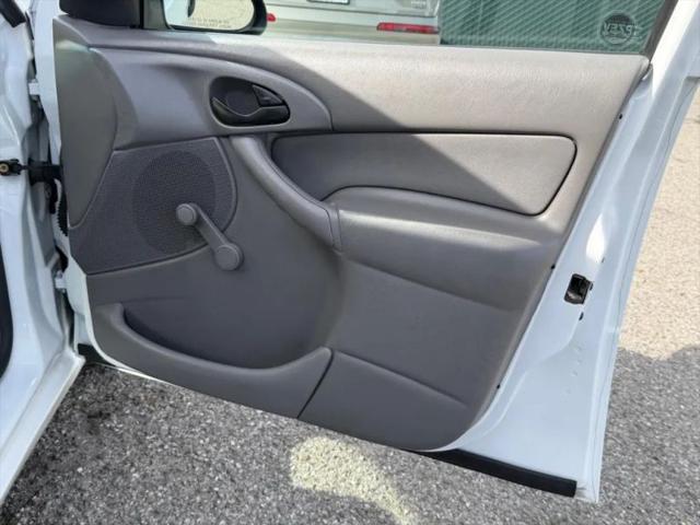 2003 Ford Focus LX