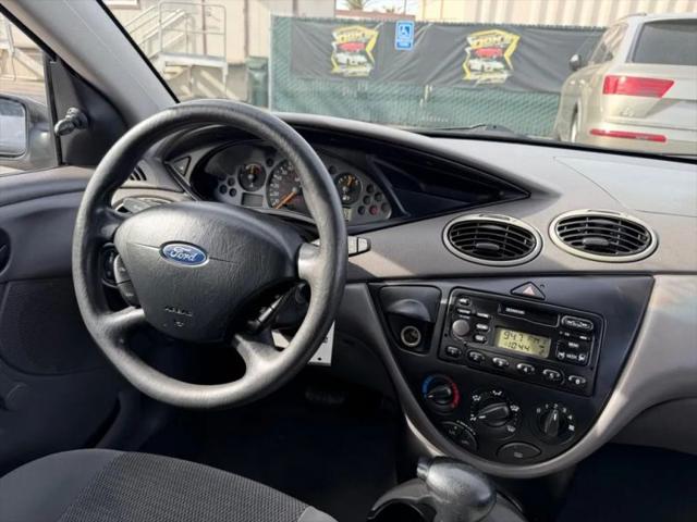 2003 Ford Focus LX