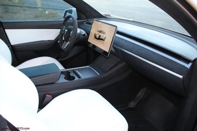 2022 Tesla Model Y Performance Dual Motor All-Wheel Drive