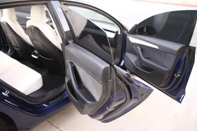 2022 Tesla Model 3 Long Range Dual Motor All-Wheel Drive