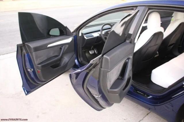 2022 Tesla Model 3 Long Range Dual Motor All-Wheel Drive